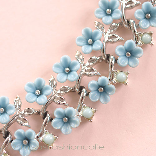 （画像用） ＣＯＲＯ　小花ネックレス