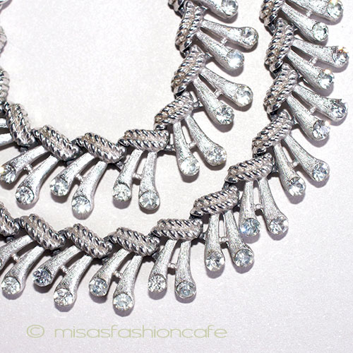 （画像用） Ｔｒｉｆａｒｉ　 トリファリ クリスタル　ネックレス