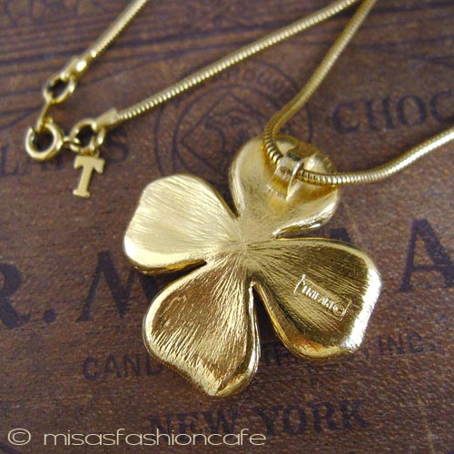 （画像用） Trifari　 トリファリ ハナミズキ・ネックレス