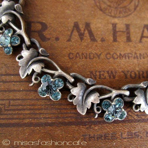 （画像用） Trifari　トリファリ グレープ ネックレス