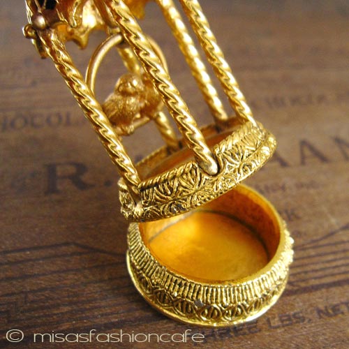 （画像用） 鳥かご　ネックレス 兼ピルケース・香水