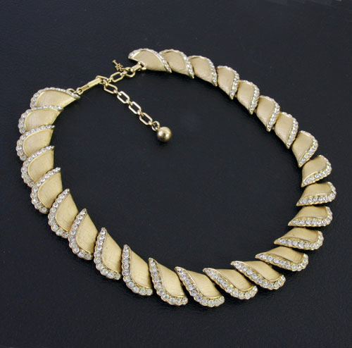 （画像用） Trifari　ネックレス