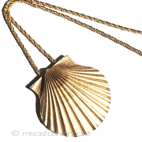 （画像用） クラウン　トリファリ Ｔｒｉｆａｒｉ　貝ネックレス