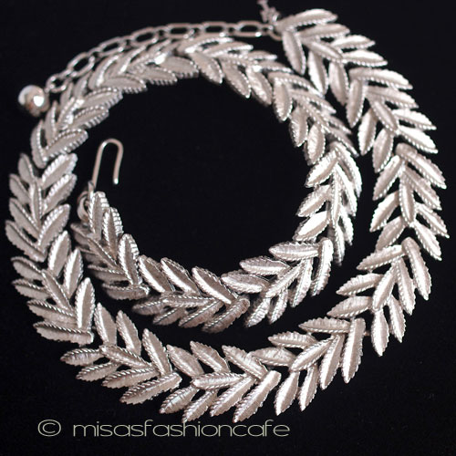 （画像用） Ｔｒｉｆａｒｉ　 トリファリ 銀の葉　ネックレス