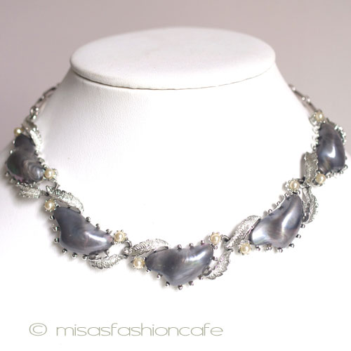 （画像用） ＣＯＲＯ　ネックレス バロックパール　銀葉