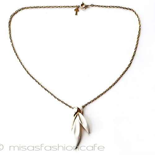 （画像用） ヴィンテージアクセサリー トリファリ　白リボン