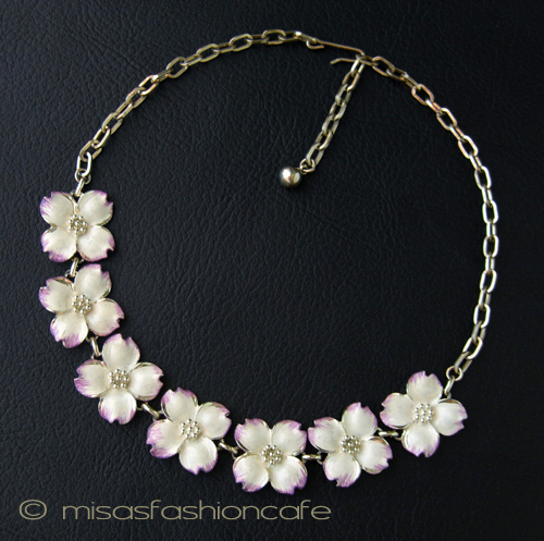 （画像用） ハナミズキ の花 ネックレス