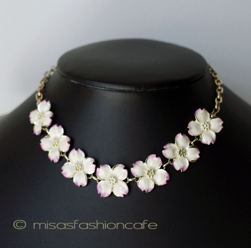 （画像用） ハナミズキ の花 ネックレス