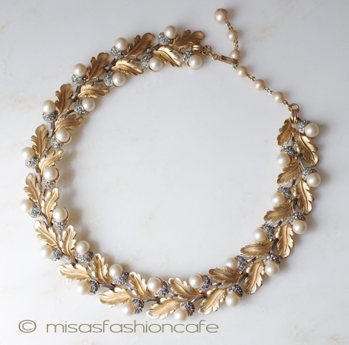 （画像用） Trifari　トリファリ　豪華 パールどんぐりネックレス