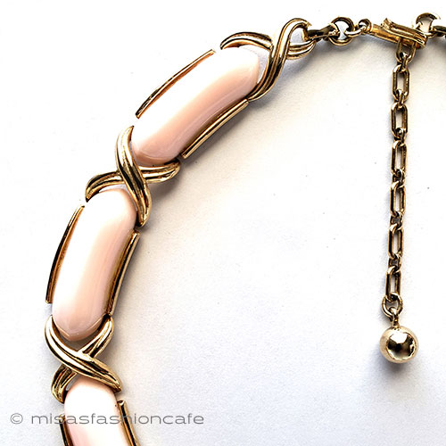 （画像用） Trifari　 トリファリ ピンク・リボン