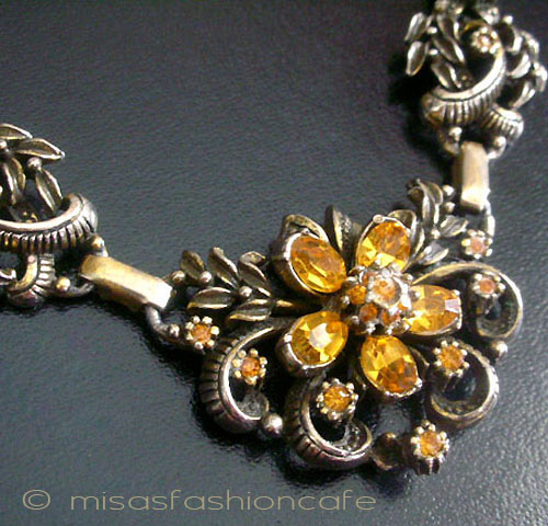 （画像用） Coro　お花ネックレス