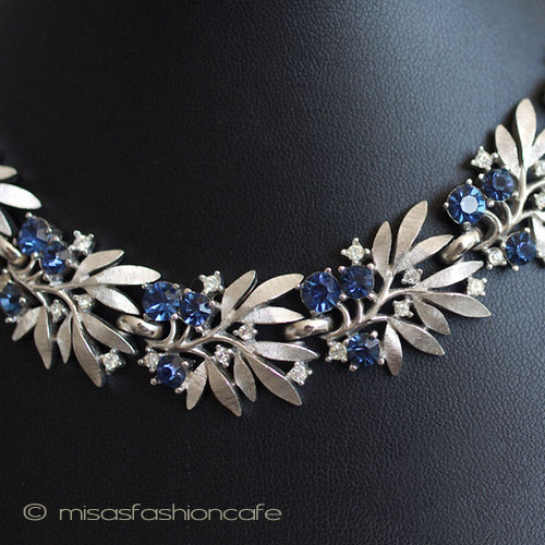 （画像用） Trifari　トリファリ ロイヤルブルーネックレス