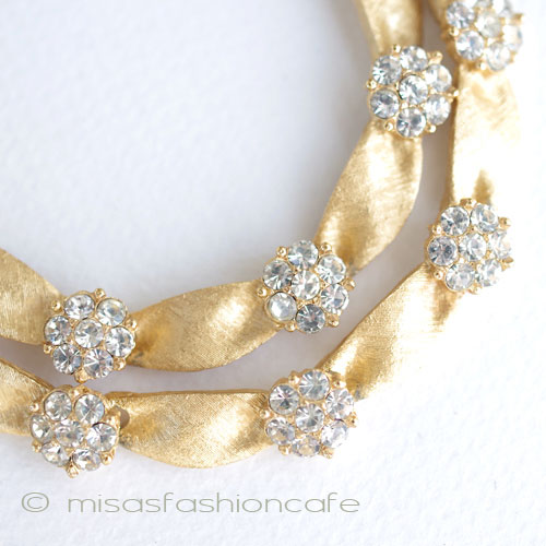 （画像用） Trifari　 トリファリ刻印 RSのお花 ネックレス