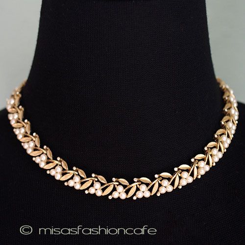 （画像用） Ｔｒｉｆａｒｉ　 トリファリ パール小花ネックレス