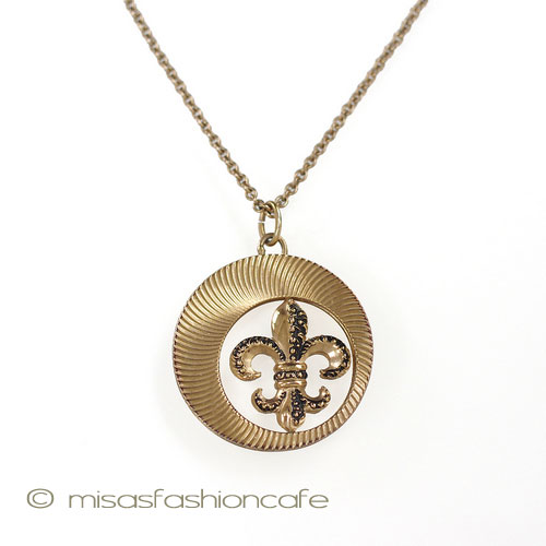 （画像用） Winard 12Kgf 刻印 fleur-de-lisネックレス