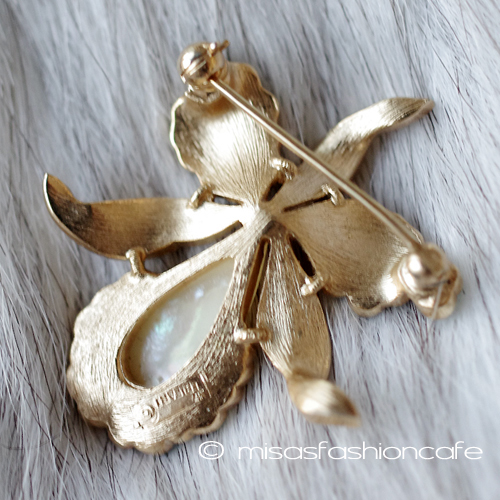 （画像用） クラウントリファリ Trifari MOパールブローチ