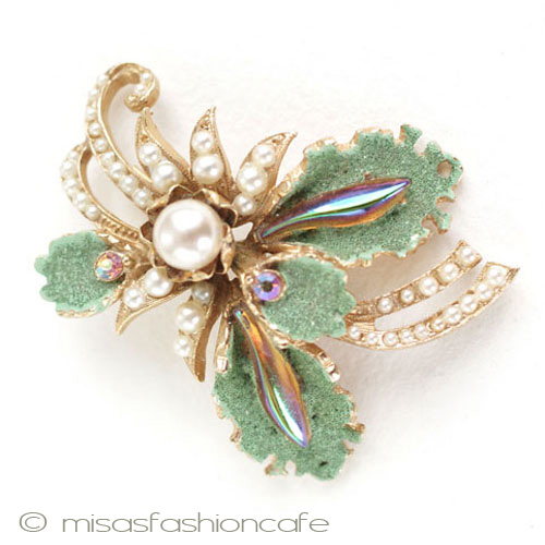 （画像用） Florenza　フロレンツァ パールのお花　ブローチ