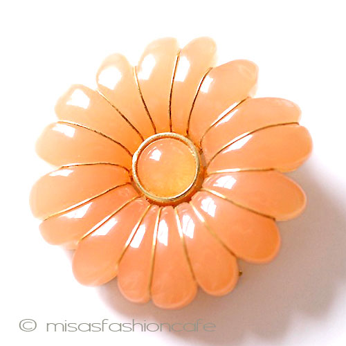 （画像用） ＴＲＩＦＡＲＩ　トリファリ デイジーお花ブローチ