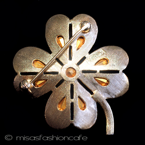 （画像用） Ｔｒｉｆａｒｉ　 トリファリ クローバー　ブローチ