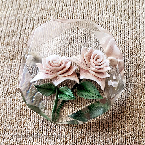 （画像用） ヴィンテージアクセサリー ローズブーケ花ブローチ