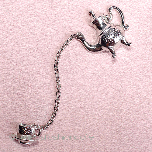 （画像用） カップ＆ソーサー＆ポット 午後の紅茶　ブローチ