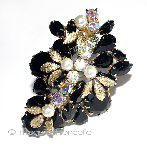 （画像用） Julianaリーフブローチ