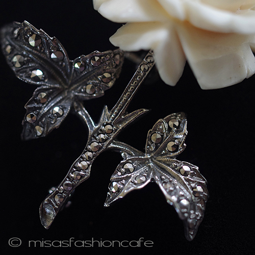 （画像用） 象牙　アイボリー　銀製 天然石ローズ　ブローチ