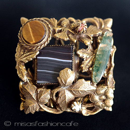 （画像用） アンティーク　ブローチ 天然石　松ぼっくり