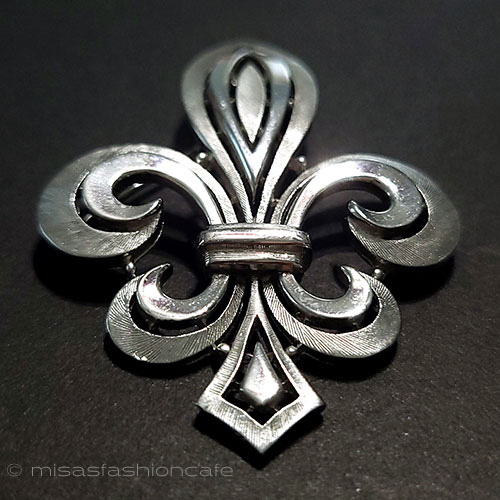 （画像用） Trifari　 トリファリ ロイヤル　ブローチ