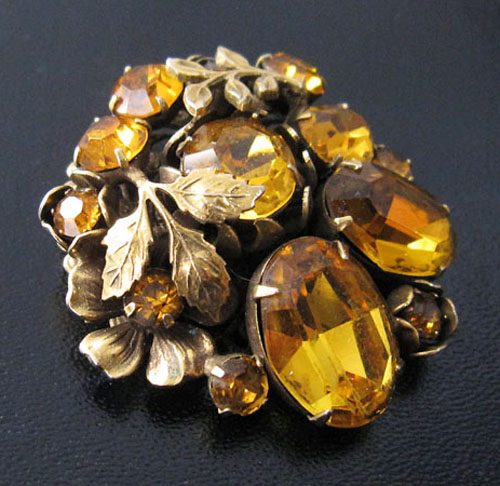 （画像用） Coro お花ブローチ