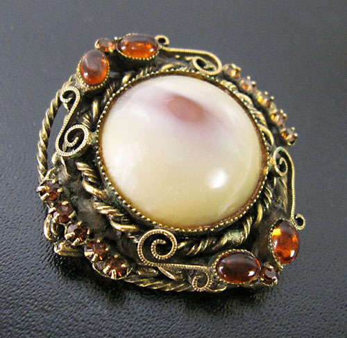 （画像用） Original By Robert　 　ブローチ兼ペンダント。