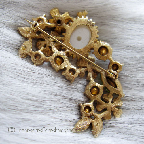 （画像用） バロックパール＆RS　 フラワーブーケ ブローチ