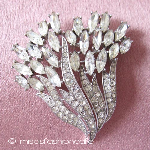 （画像用） クラウントリファリ Trifari ブローチ