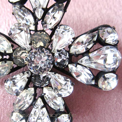 （画像用） Regencyリージェンシー クリスタルブローチ