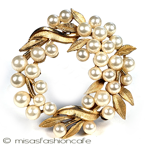 （画像用） Trifari　 トリファリ パールリースブローチ