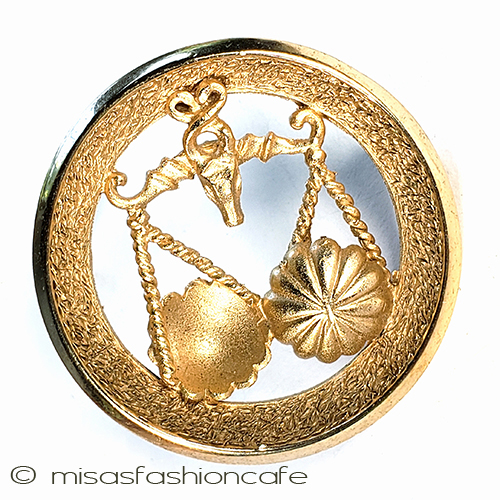 （画像用） Ｔｒｉｆａｒｉ　 トリファリ 天秤・てんびん座ブローチ