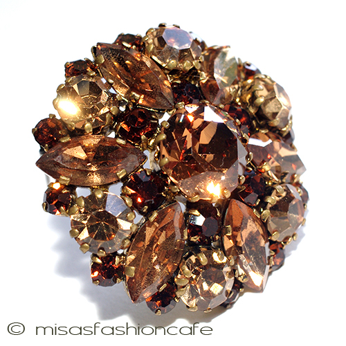 （画像用） オーストリア製ブローチ クリスタル・フラワー