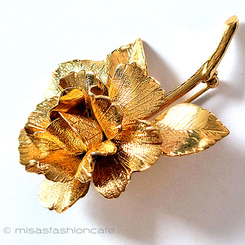 （画像用） ヴィンテージブローチ MONET バラのお花