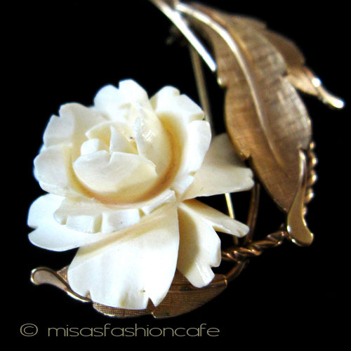 （画像用） 象牙アイボリー 12Kgf ローズ　ブローチ