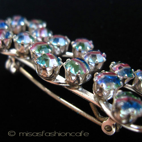 （画像用） アイリス　ガラス シルバー 銀製　ブローチ