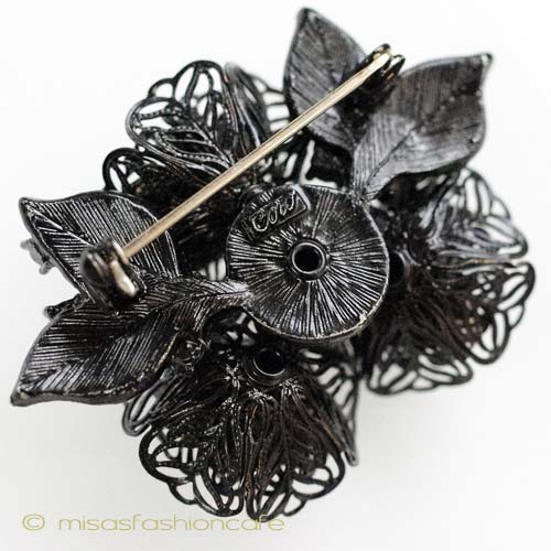 （画像用） Coro お花ブローチ