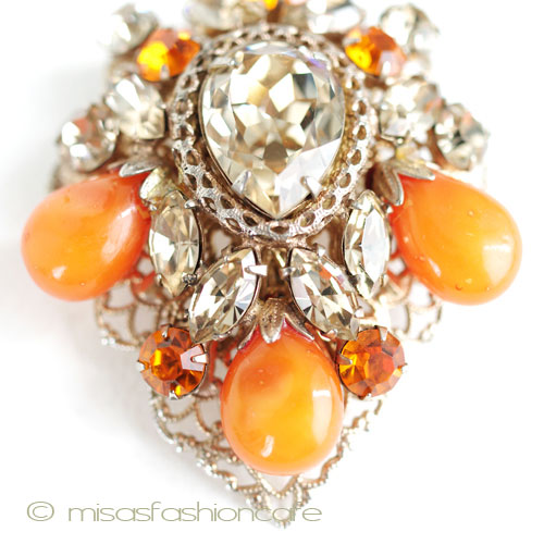 （画像用） Ｒｅｇｅｎｃｙ　ブローチ アートグラスのつぼみ