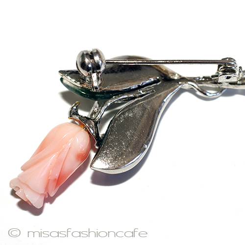 （画像用） 珊瑚のローズ　ブローチ