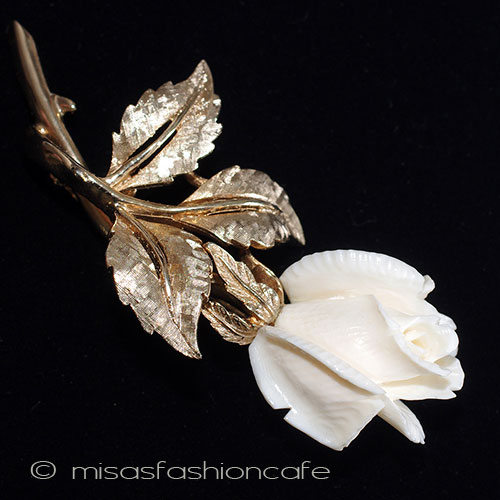 （画像用） BOUCHER　ブシェール 象牙ローズ　ブローチ