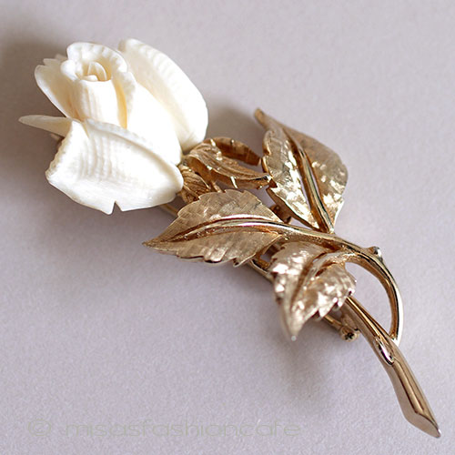 （画像用） BOUCHER　ブシェール 象牙ローズ　ブローチ