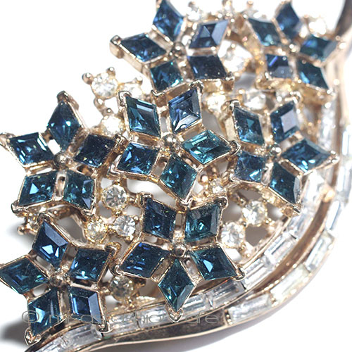 （画像用） Ｔｒｉｆａｒｉ　 トリファリ 流れ星　ブローチ