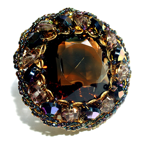 （画像用） クリスタルガラス・ブローチ