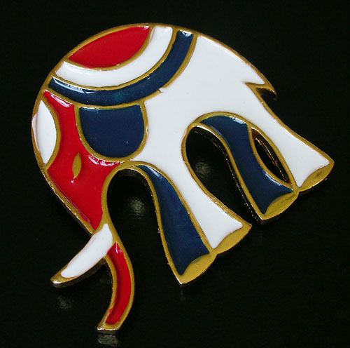 （画像用） Coro　ブローチ