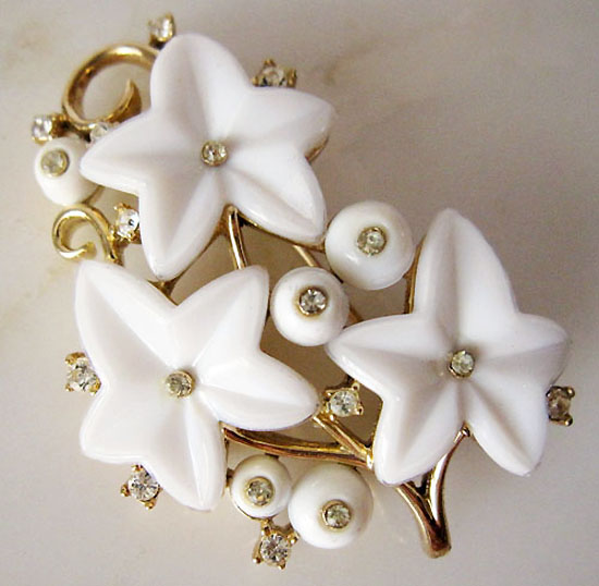 （画像用） クラウントリファリ Trifari　ブローチ