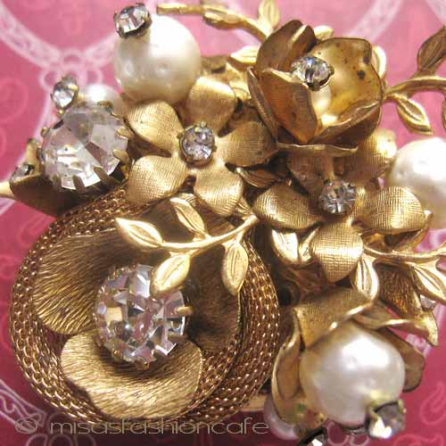 （画像用） Haskell初期 ブローチ